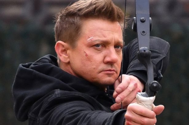 Hospitalizan a actor de Marvel Jeremy Renner en estado crítico tras