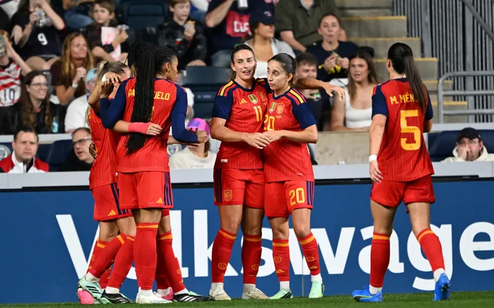 Jugadoras de España celebran durante un encuentro internacional. Imagen de archivo.