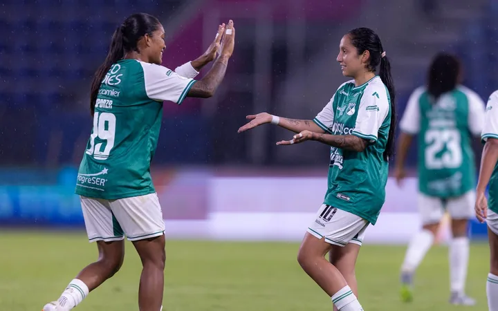 Jugadoras del Deportivo Cali celebran en la Libertadores Femenina.