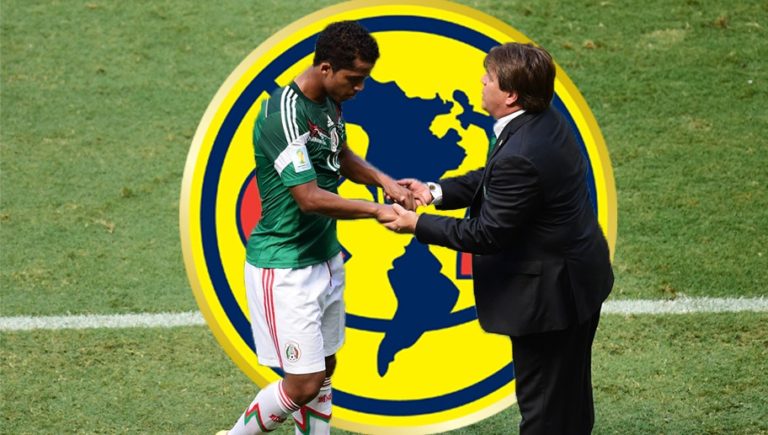 Miguel Herrera y Santiago Baños dan su postura final con Giovani dos Santos