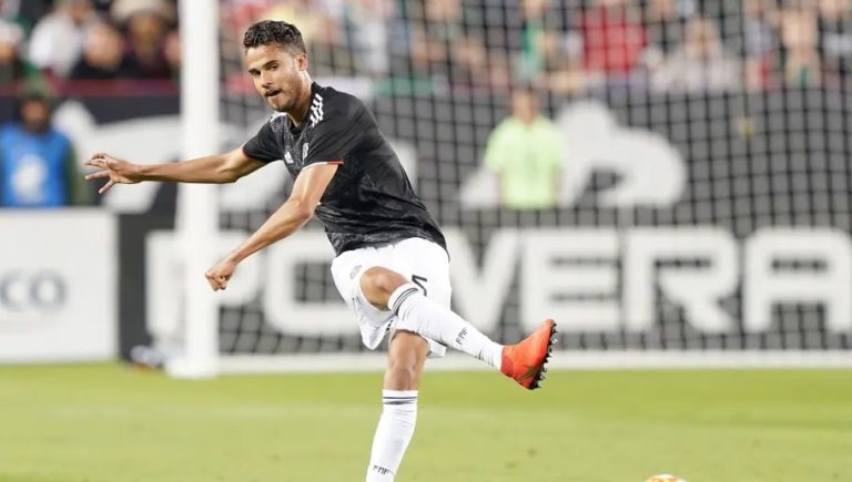 América lanza ultimátum a Diego Reyes