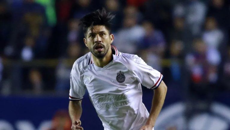 Tena reveló que Oribe Peralta no debería haber lanzado el penalti con el que rompió su sequía