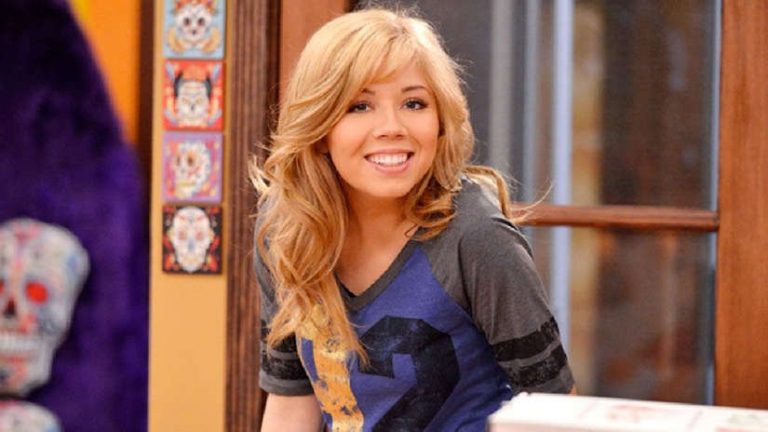¿Recuerdas a Sam de iCarly? Ésta es su impactante transformación