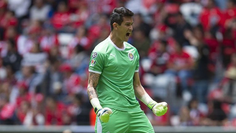 Raúl Gudiño habla de los rumores de su salida de Chivas