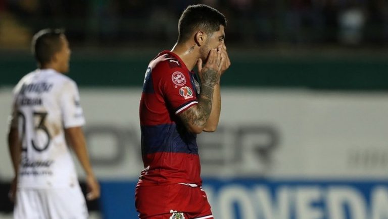 Chivas y Pachuca definen que pasará con Víctor Guzmán