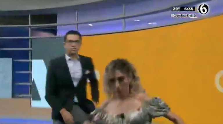 VIDEO: Chica del clima sufre aparatosa caída al aire y se vuelve viral
