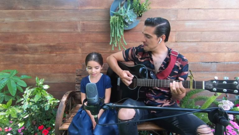 Aitana Derbez impacta con debut como cantante a lado de su hermano Vadhir