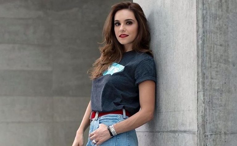 Tania Rincón comparte fotografía sin una gota de maquillaje y aseguran que luce irreconocible