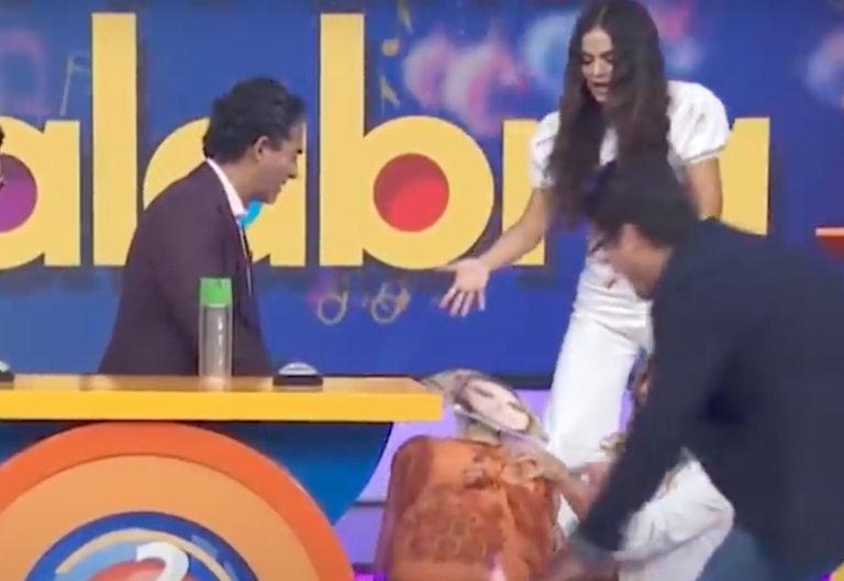 VIDEO: Andrea Legarreta sufre fuerte caída en pleno programa