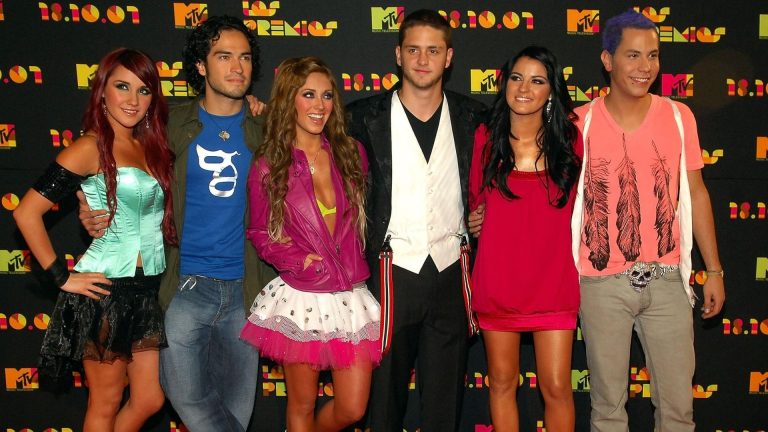 ¡Es oficial! Rebelde anuncia su regreso