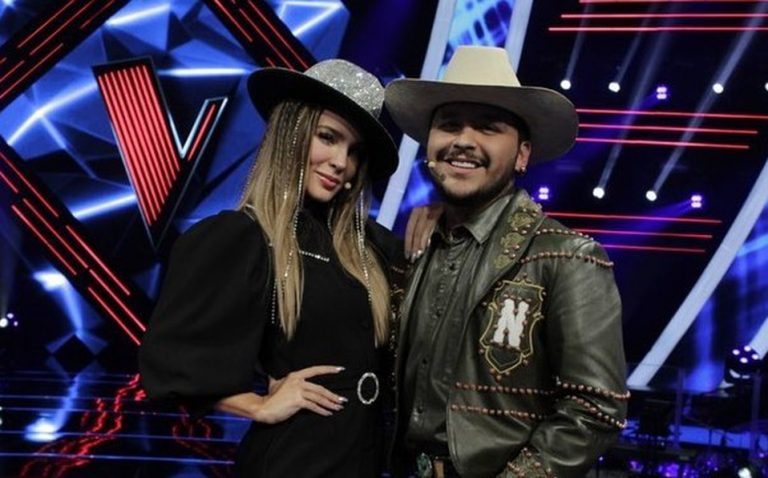 Nodal se lleva a Belinda a romántico viaje para festejar su cumpleaños