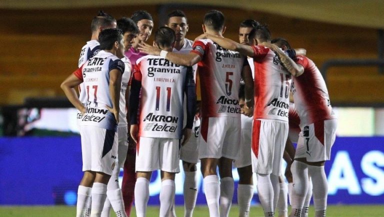 Chivas recupera dos futbolistas para el Clásico Nacional contra América