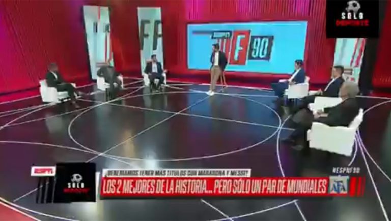 Video: Comparación entre Cuauhtémoc Blanco y Riquelme genera indignación en programa argentino.