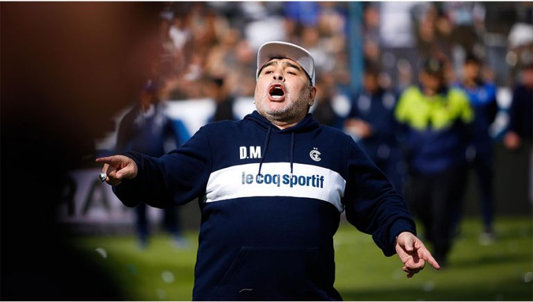 Maradona, internado de nuevo