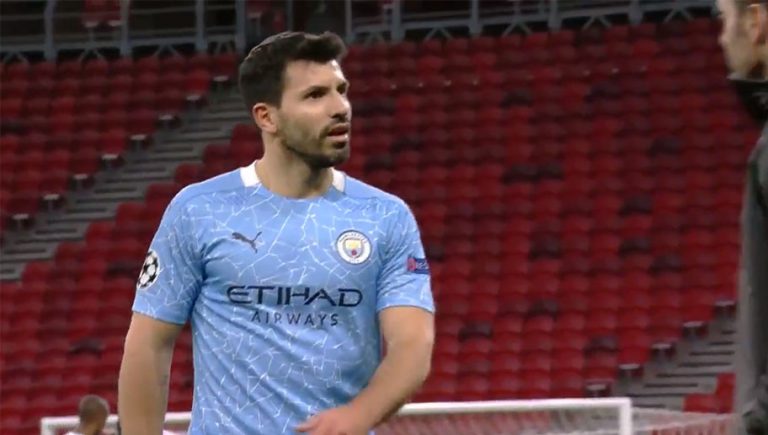 Video: ‘Kun’ Agüero explota contra sus compañeros al ser sustituido: “No me pasan la pelota”