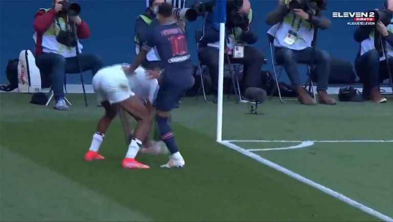 Video: ¡Se hunde el PSG! Expulsión a Neymar Jr por agresión a Djalo en derrota del PSG