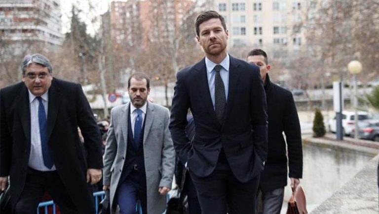 Sentencia de Audiencia Provincial de Madrid a Xabi Alonso tras acusaciones de fraude por 2 millones de euros