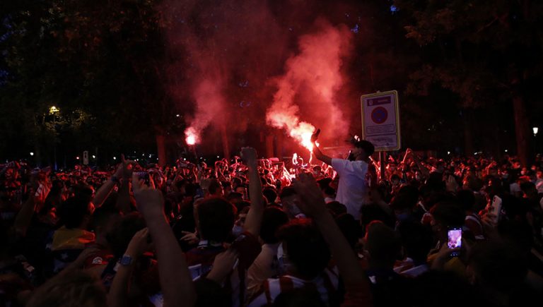 Muere aficionado del Atlético de Madrid en las celebraciones por el título de Liga