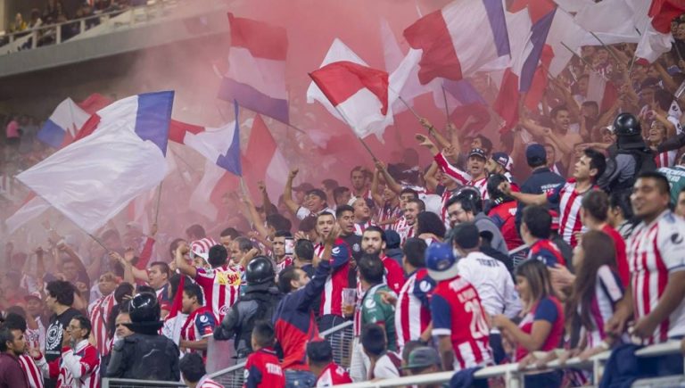 Afición de Chivas llega a su límite tras derrota contra América