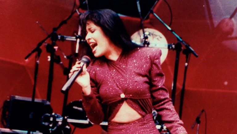 FOTO: Aseguran que Selena Quintanilla ‘reencarnó’ en este hombre