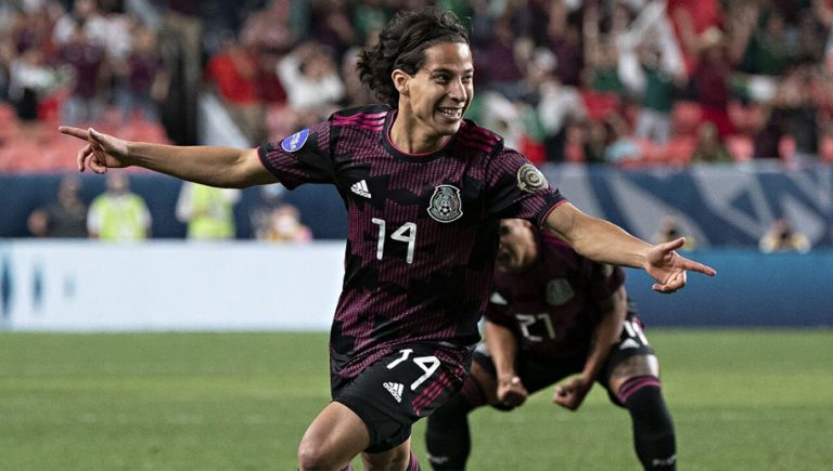 Televisión de Panamá se burla de Diego Lainez y terminan siendo humillados