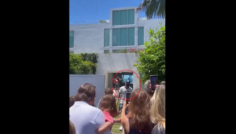 Video: ¡Sorpresa! Messi abre el portón de su casa en Miami para atender a aficionados