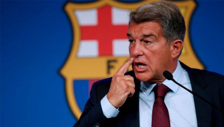 Previo a la llegada de Messi al PSG, Laporta publica y borra misterioso mensaje en Twitter
