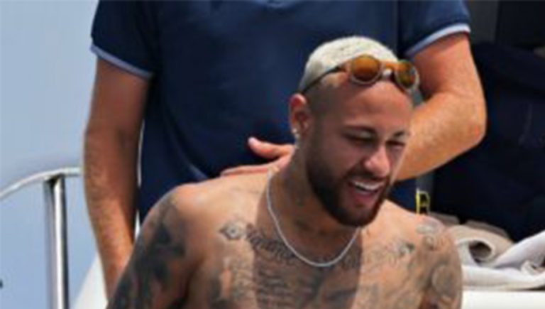 Neymar sorprende a todos por su físico en sus vacaciones en Ibiza