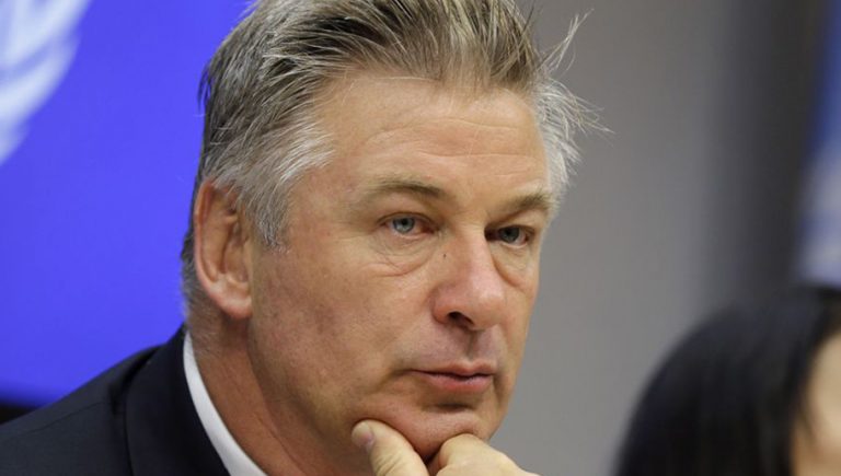 Alec Baldwin da sus primeras declaraciones tras el accidente donde murió una directora de fotografía