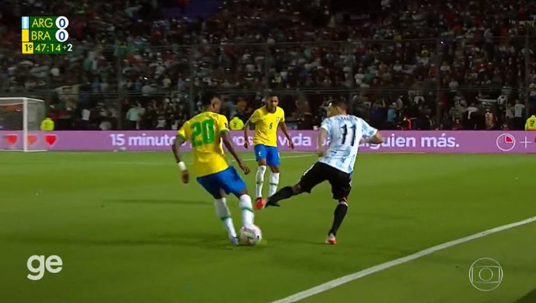 Video: el caño de Di María a Vinicius del que todo el mundo está hablando