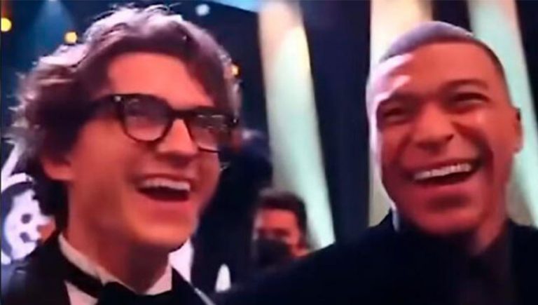 Video: la petición de Tom Holland que hizo estallar en carcajadas a Mbappé