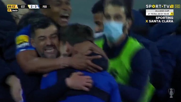 Video: emotivo festejo entre Conceição y su hijo luego de que éste marcara gol del triunfo