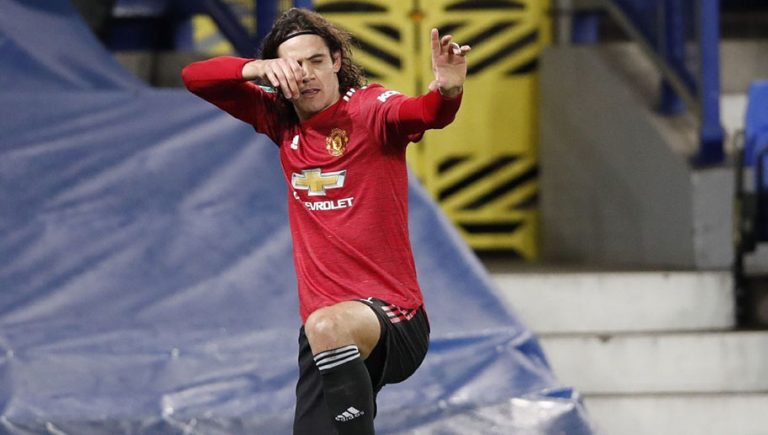 Oficial: el Manchester United define el futuro de Edinson Cavani