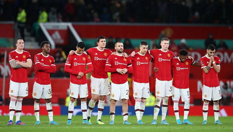 Policía evacua e investiga amenaza de bomba en la casa de figura del Manchester United