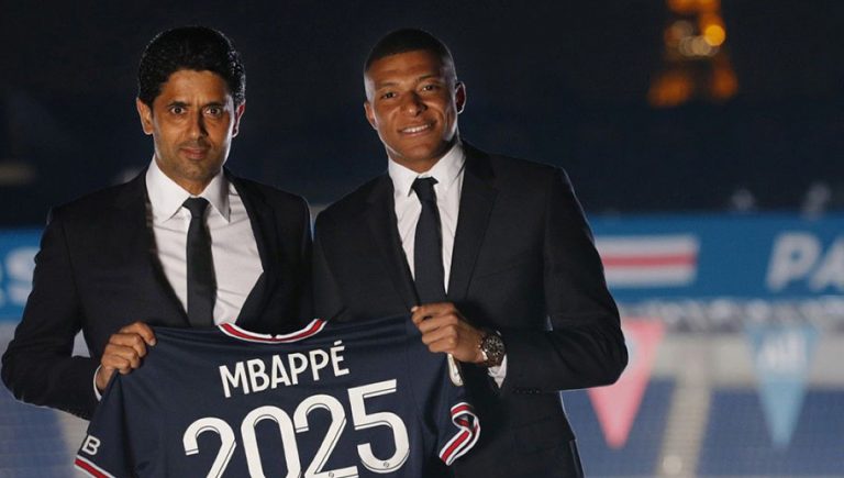 El PSG confirma sus primeras dos bajas tras la renovación de Mbappé