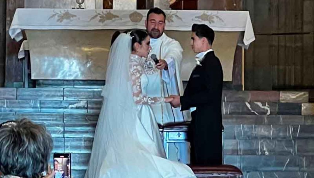 Video Así Fue La Espectacular Boda De Antonieta Gaxiola Y Daniel Corral La Gambeta 1398