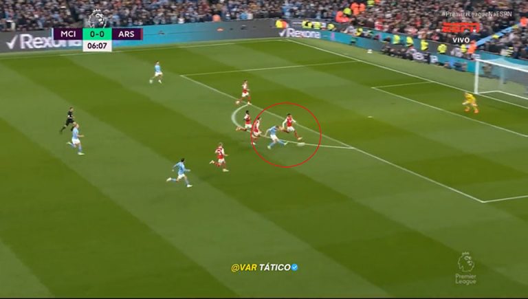 Video: el golazazo desde afuera del área de De Bruyne que acerca al Manchester City al título