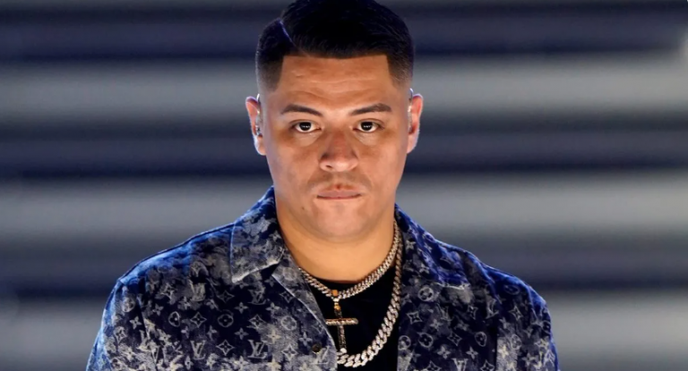 Eduin Caz presume su impactante transformación tras perder 20 kilos con polémico VIDEO