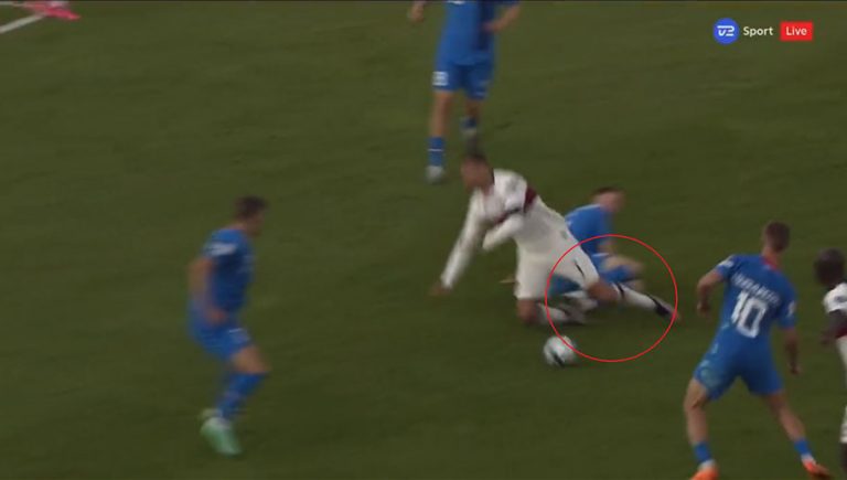 Video: el nuevo clavado de Cristiano Ronaldo del que todo el mundo está hablando