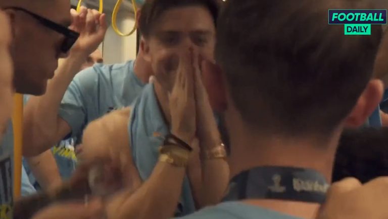 Video: Jack Grealish le ruega a uno de sus compañeros para que no se vaya del City
