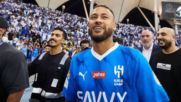 Neymar provoca su primer despido en Arabia Saudita