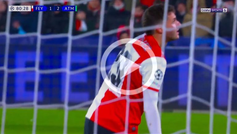 Video: el autogol de Santi Giménez que dejó al Feyenoord fuera de la Champions